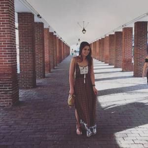 Meet your Posher, Pamela